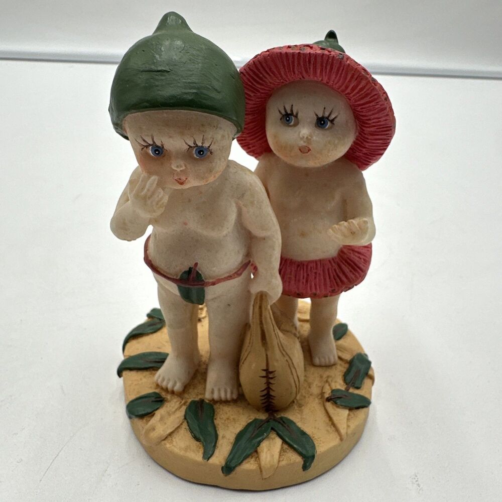 VINTAGE MAY GIBBS GUMNUT BABIES FIGURINE 1996 N.S & S.C SNUGGLEPOT CUDDLEPIE